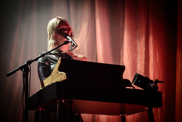 Sylvie Kreusch live at C-Mine, 22.04.2025